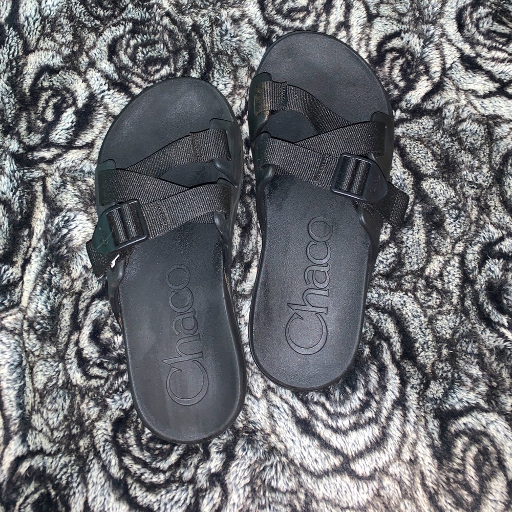 Men’s Chaco Chillos Black. Size 8. Worn once, but decided they were too big.
